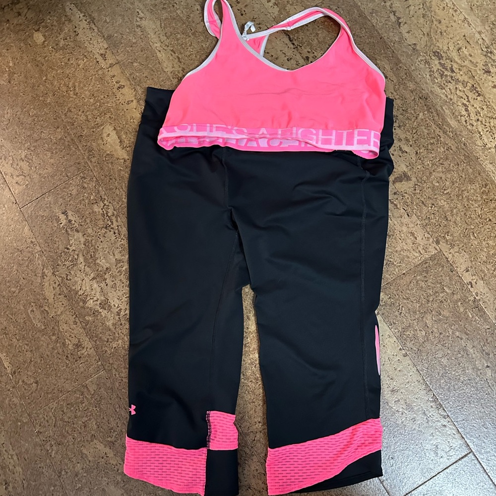 Under Armour XL Breast Cancer Awareness bra & capri set. Bra GUC, leggings VGUC